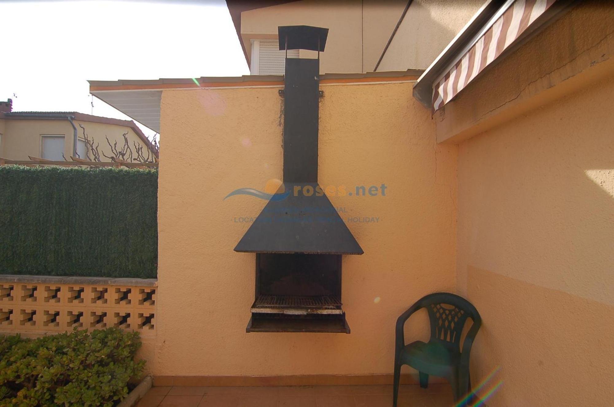 Rnet - Port Estrella 8 Villa Roses Exterior photo